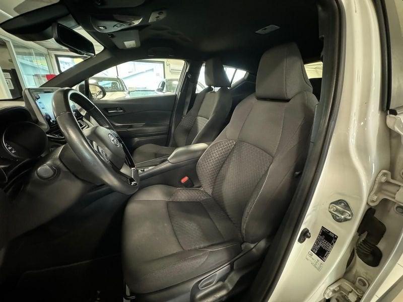 Toyota C-HR C-HR 1.8 Hybrid E-CVT Active