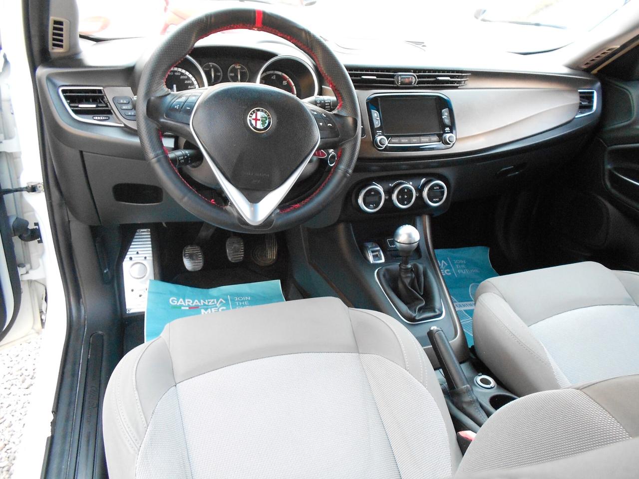 Alfa Romeo Giulietta 1.6 JTDm-2 120 CV Distinctive