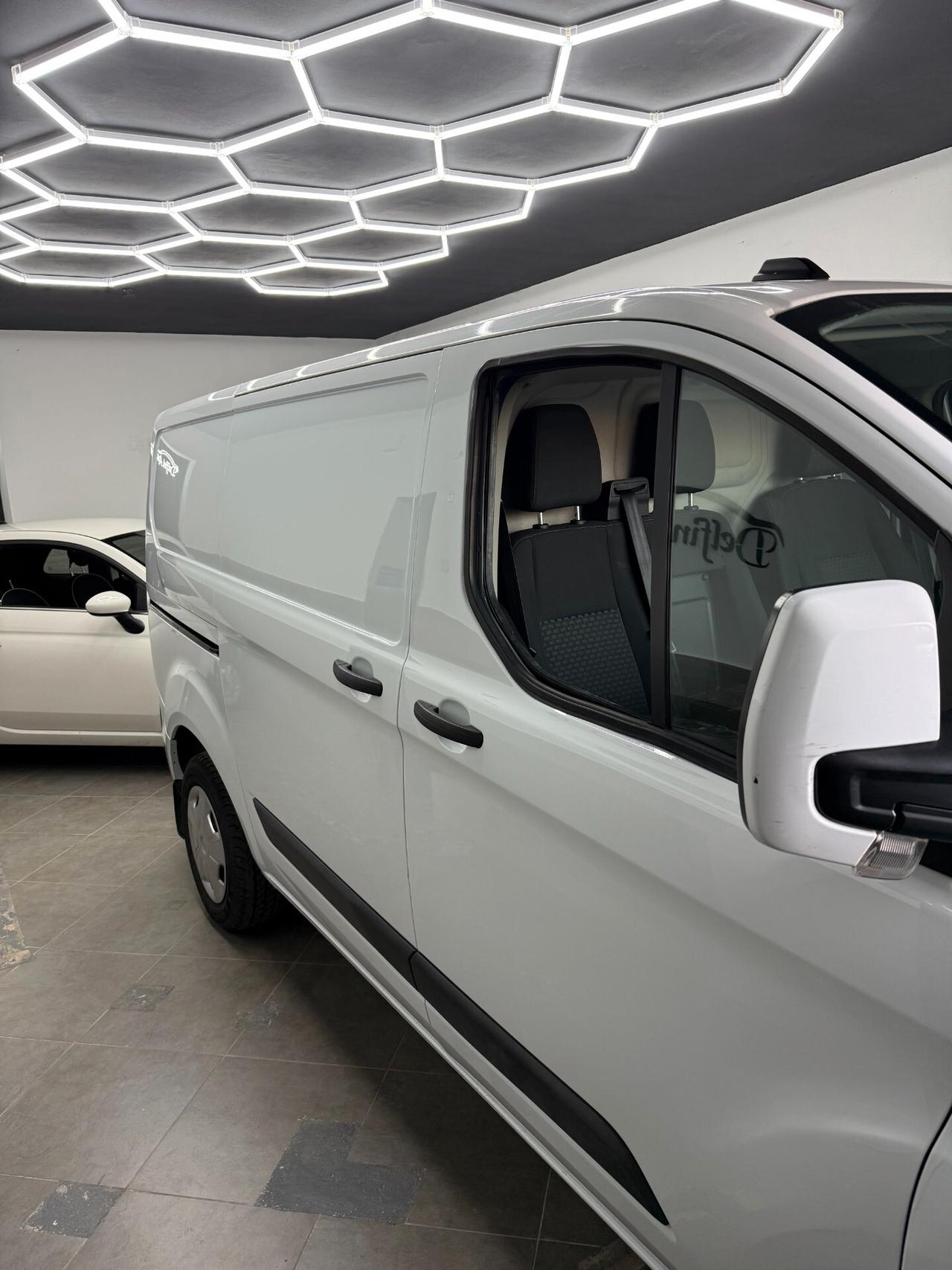 Ford Transit Custom 280 2.0 EcoBlue 130 aut. PC Furgone Titanium