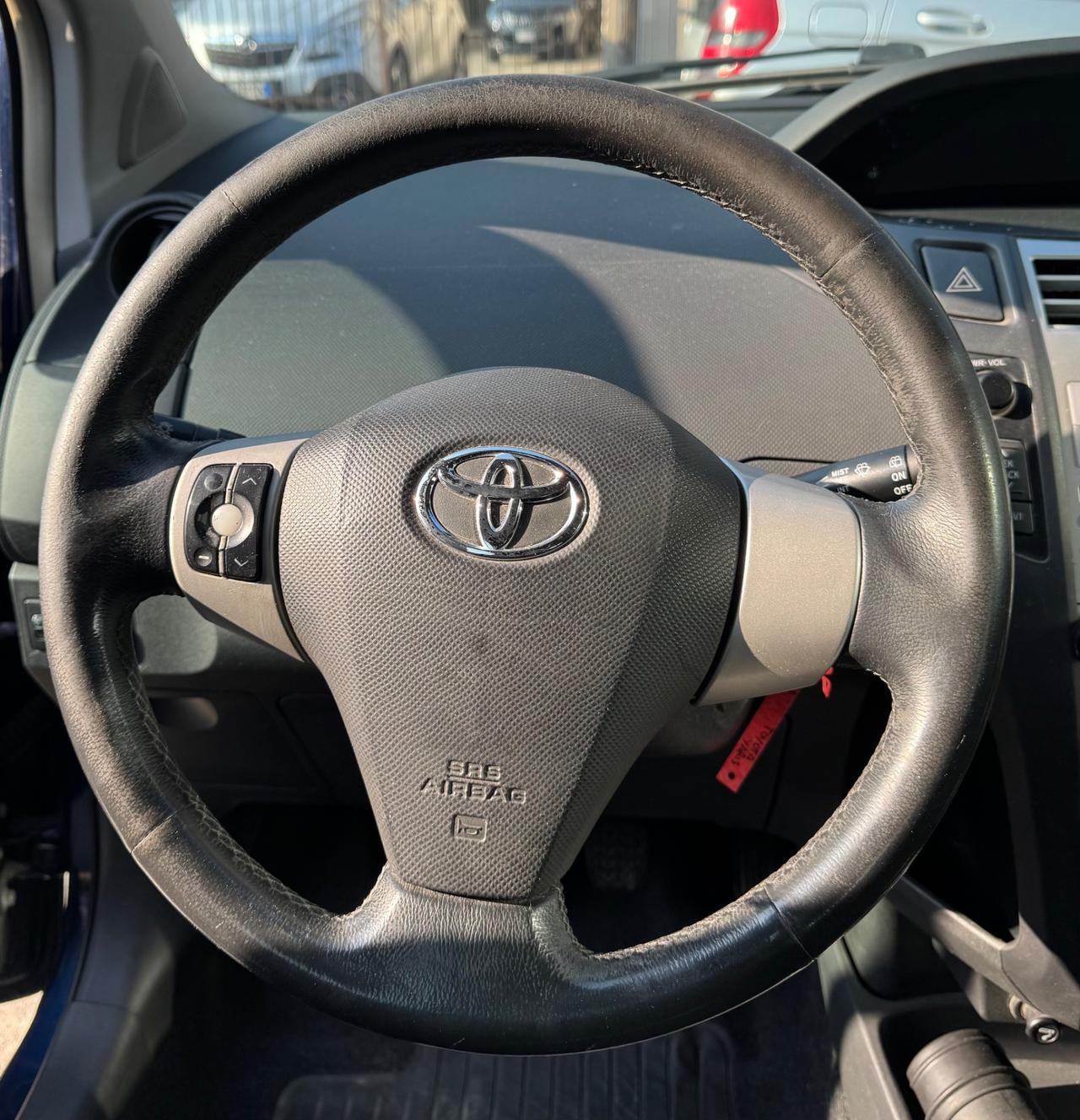 Toyota Yaris 1.0 5 porte Sol- NEOPATENTATI