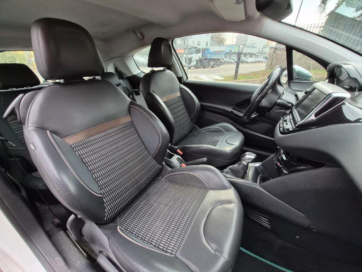 Peugeot 208 1.2 PT (vti) 12v Active 3p