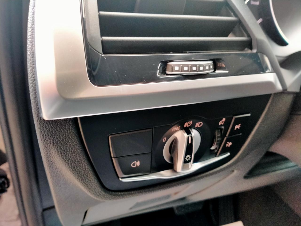 BMW X3 SDRIVE 18D G01 SPORT LEGA"19" / LED / VOL. M SPORT