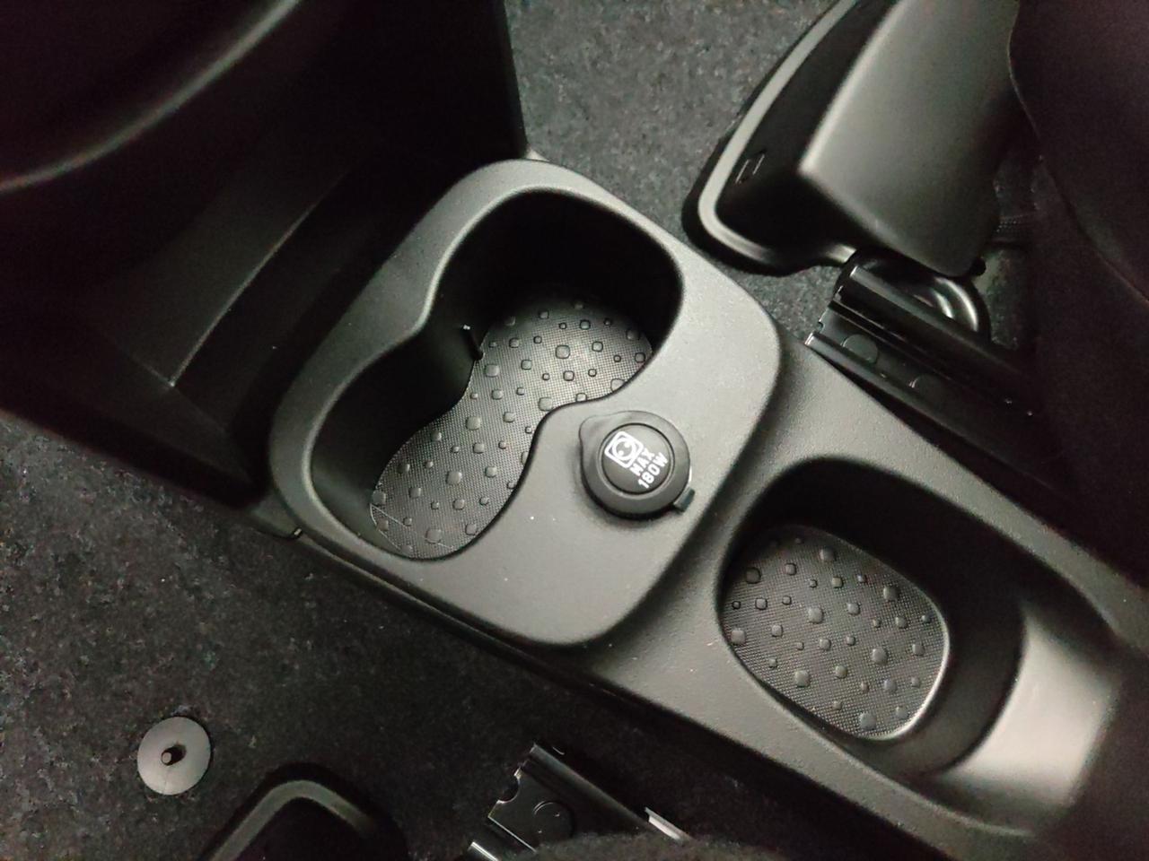 FIAT Pandina III 2024 1.0 70CV HYBRID ( CROSS)