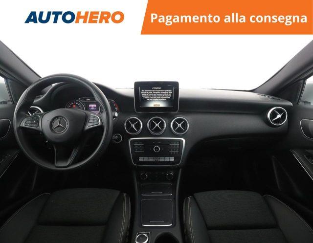 MERCEDES-BENZ A 160 d Automatic Business