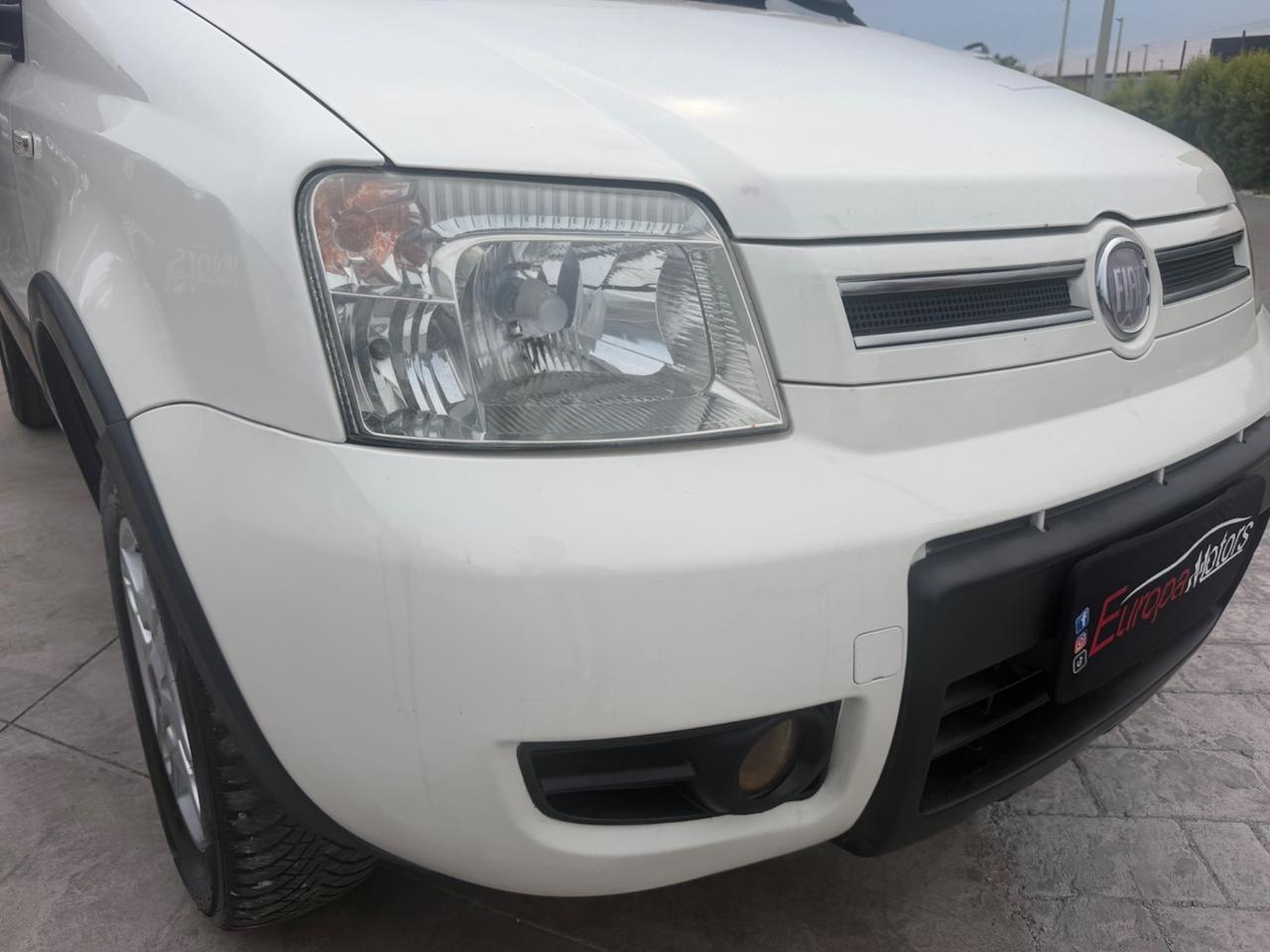 Fiat Panda 1.3 MJT 16V DPF 4x4 Climbing