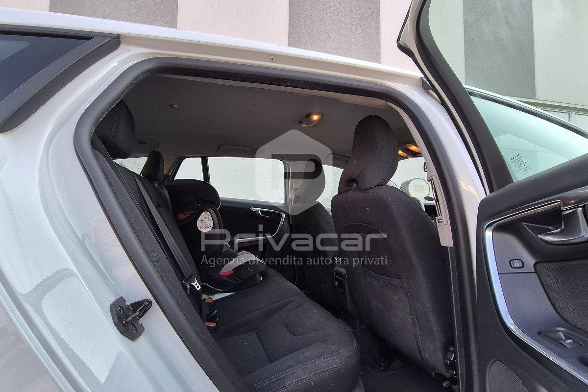 VOLVO V60 D2 1.6 Kinetic