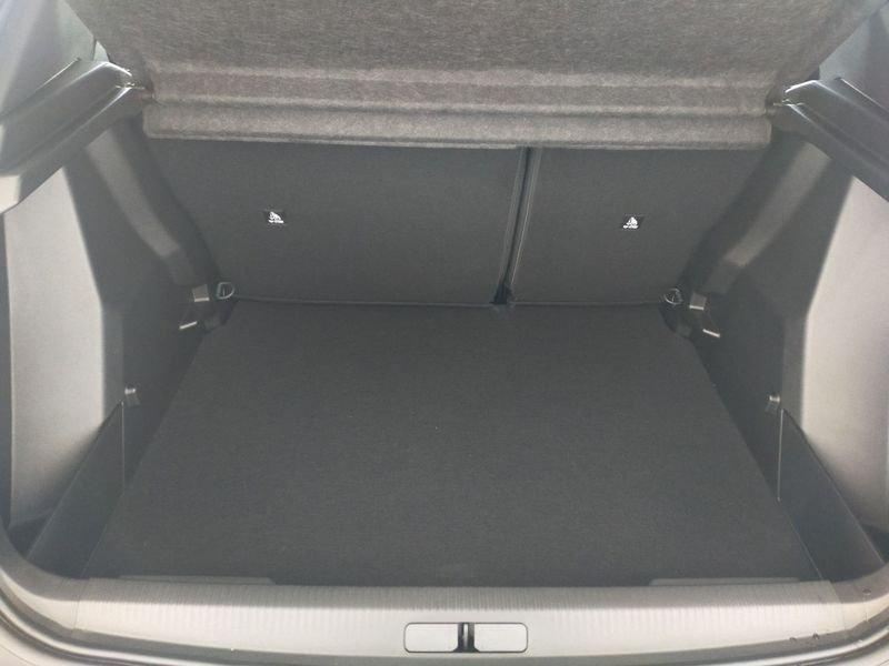 Peugeot 2008 Hybrid 136 e-DCS6 Allure + Vision & Drive KM0