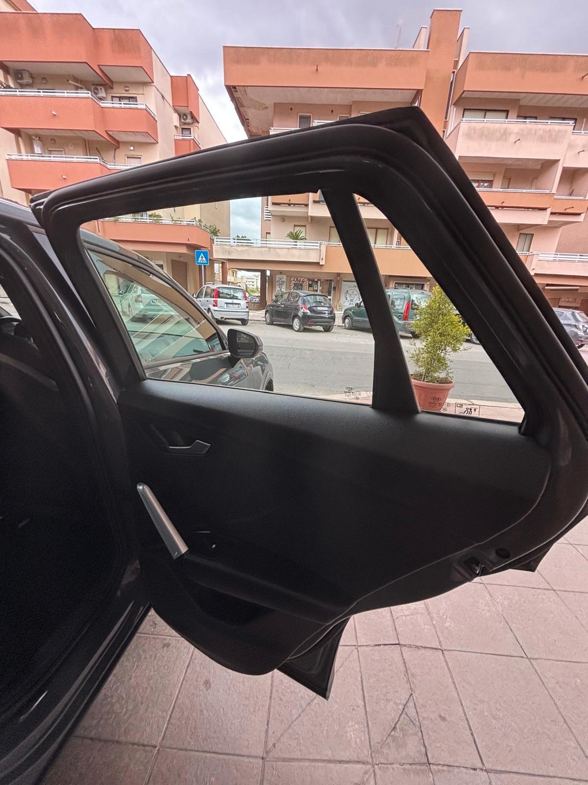 Audi Q2 2.0 TDI quattro S tronic Design