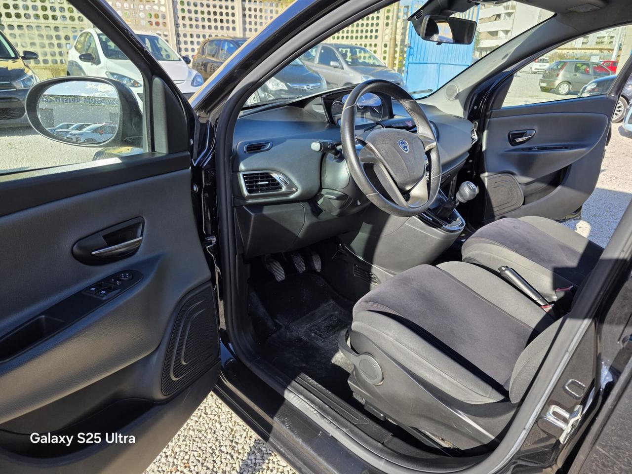 Lancia Ypsilon 1.3 MJT 16V 95 CV 5 porte S&S Platinum