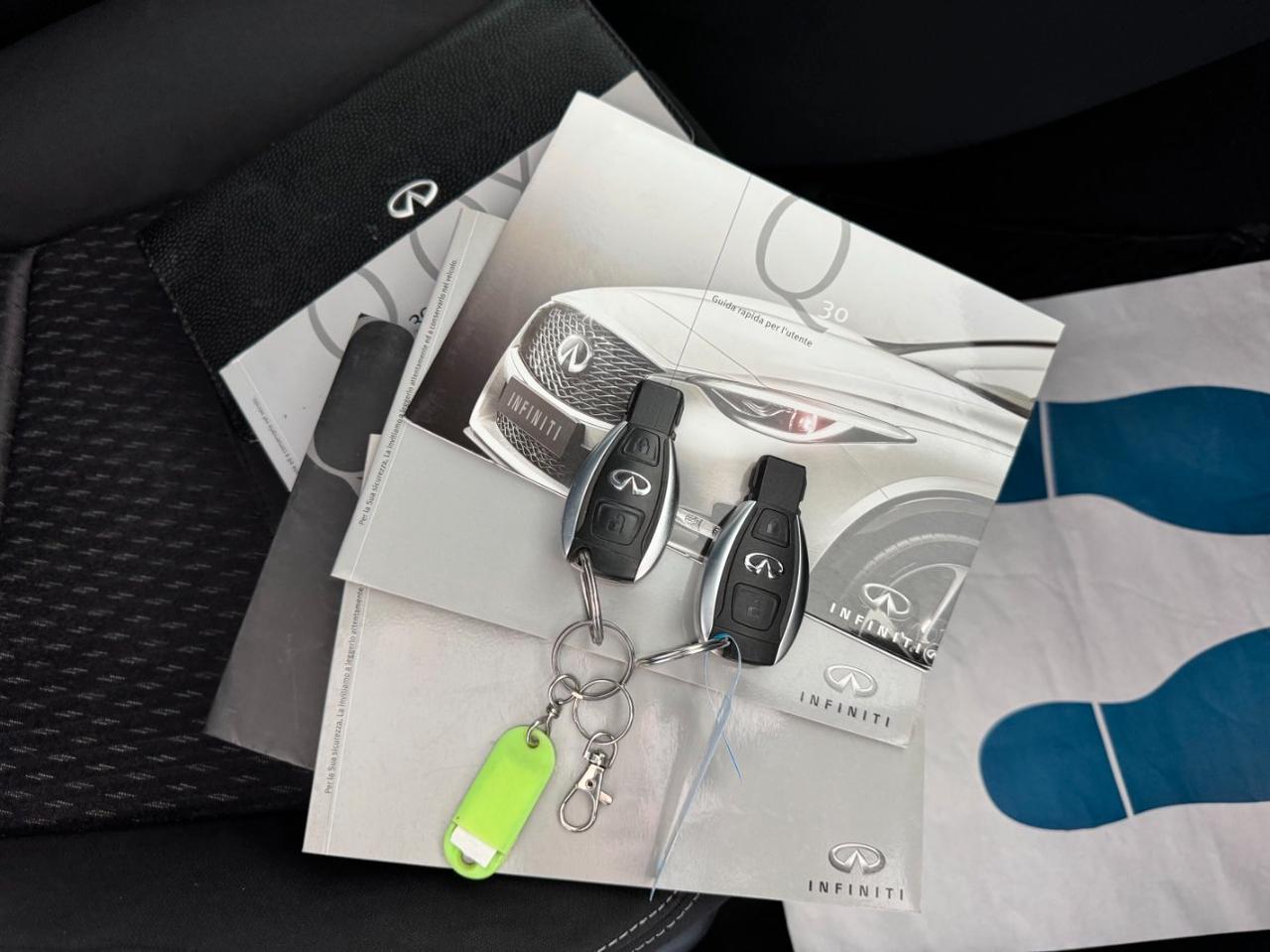 Infiniti Q30 1.5d Sport Edition 110 cv Led Pdc