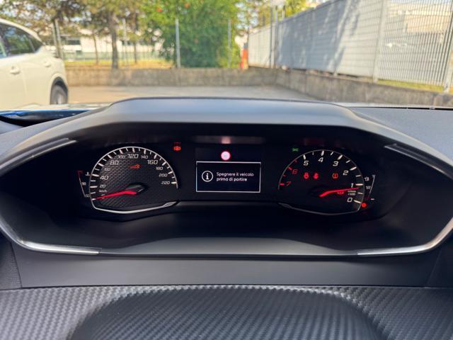 PEUGEOT 2008 PureTech 100CV Active NAVI+RETR.