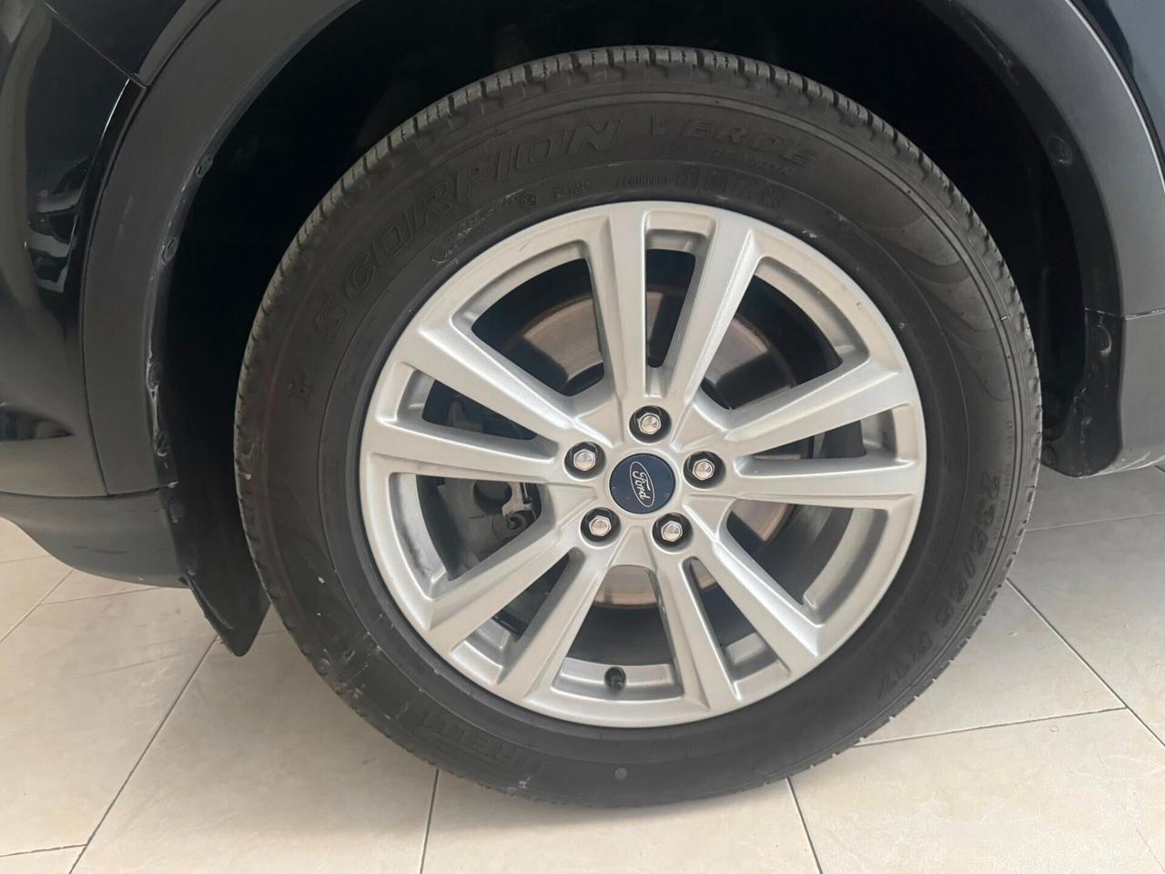 FORD KUGA 1.5 TDCI 120 CV. 2WD TITANIUM NAVI+CERCHI