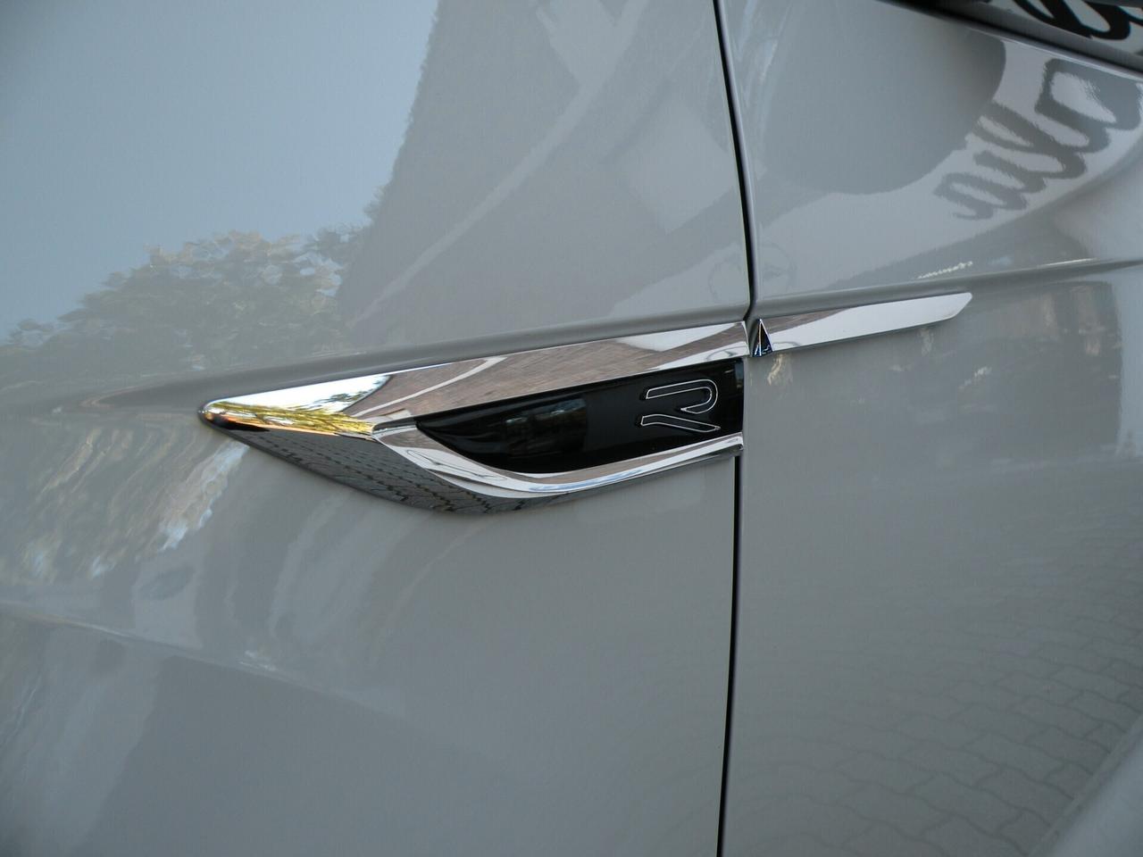 VOLKSWAGEN T-ROC 1.0 TSI 116CV R-LINE 2025 KM0