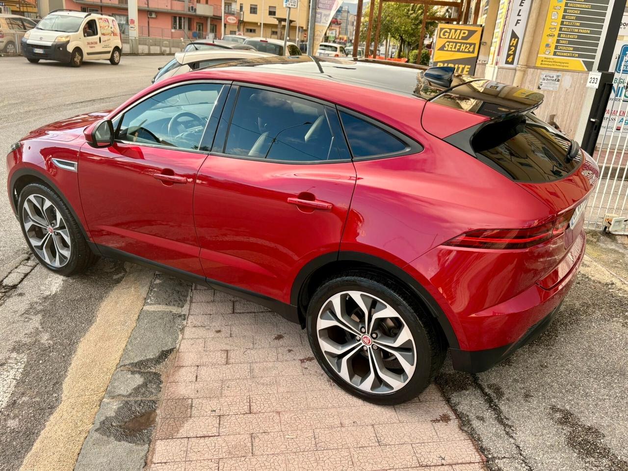 Jaguar E-Pace 2.0D 180 CV AWD
