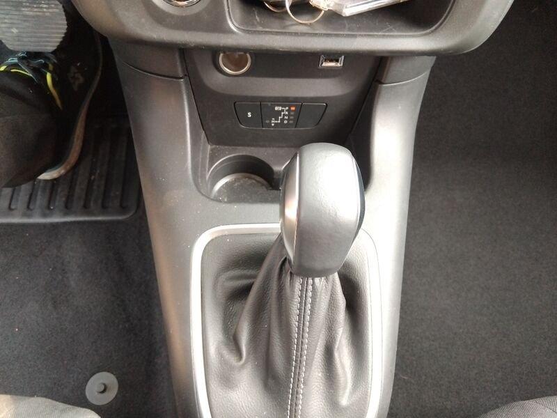 Citroën C3 III 2017 1.2 puretech Max s&s 110cv eat6