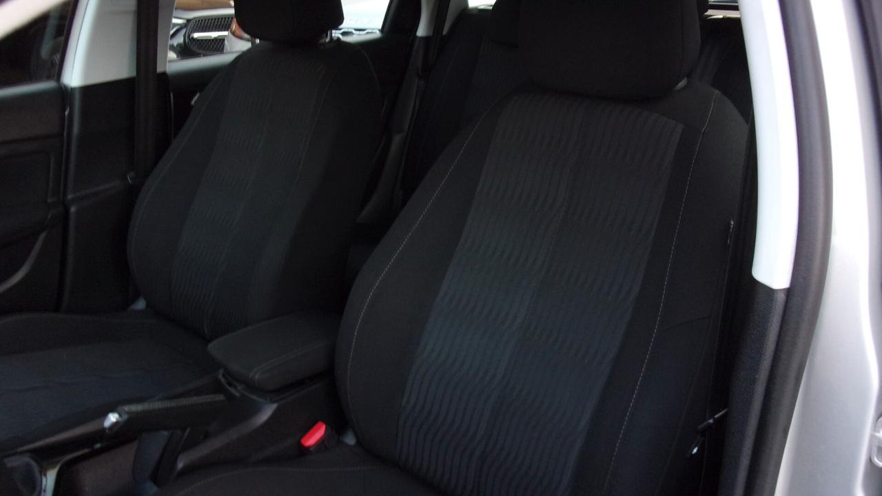 Peugeot 308 BlueHDi 120 S&S SW Business