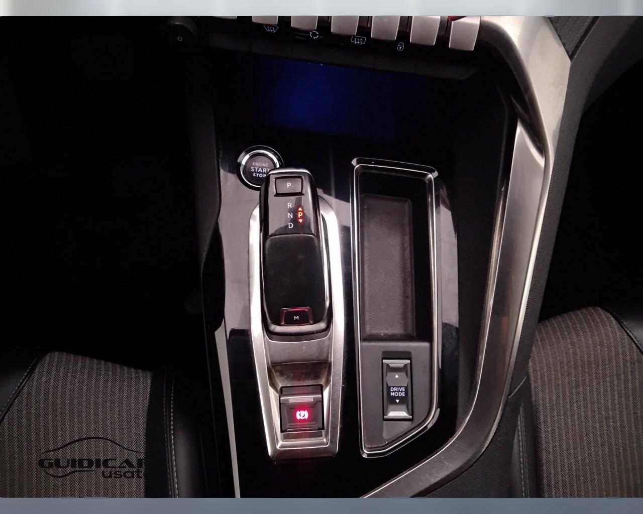 PEUGEOT 5008 II 2021 - 5008 1.5 bluehdi Allure s&s 130cv eat8