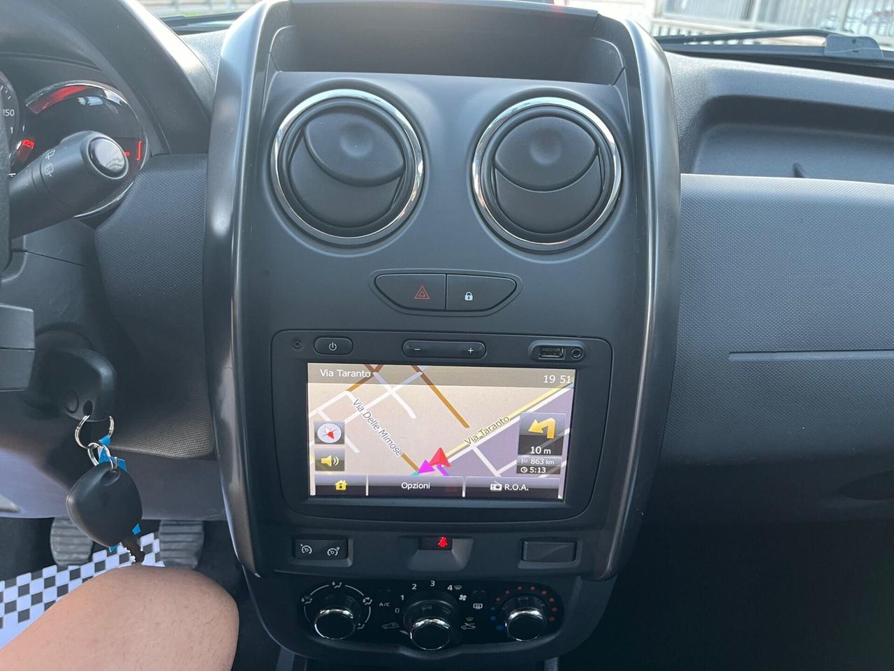 Dacia Duster 1.6 GPL Lauréate Unipro 2015