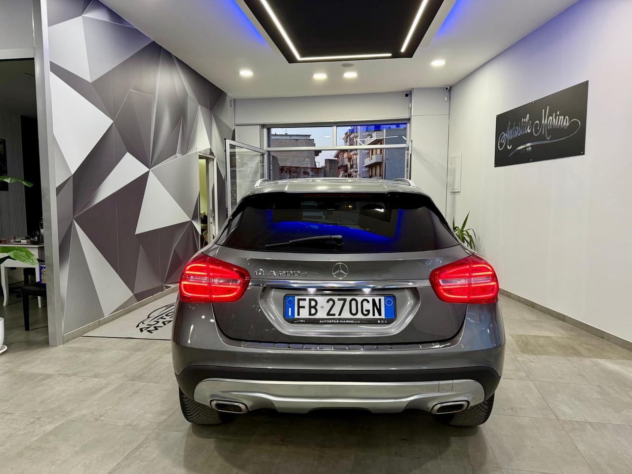 Mercedes-benz GLA 200 d Sport-2015