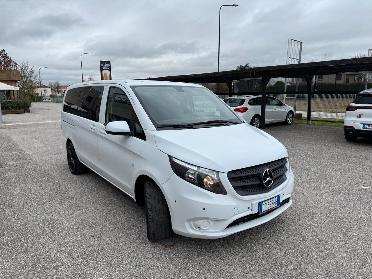 Mercedes-Benz Vito Tourer 136 CV 9 Posti - Gancio Traino IVA INCLUSA