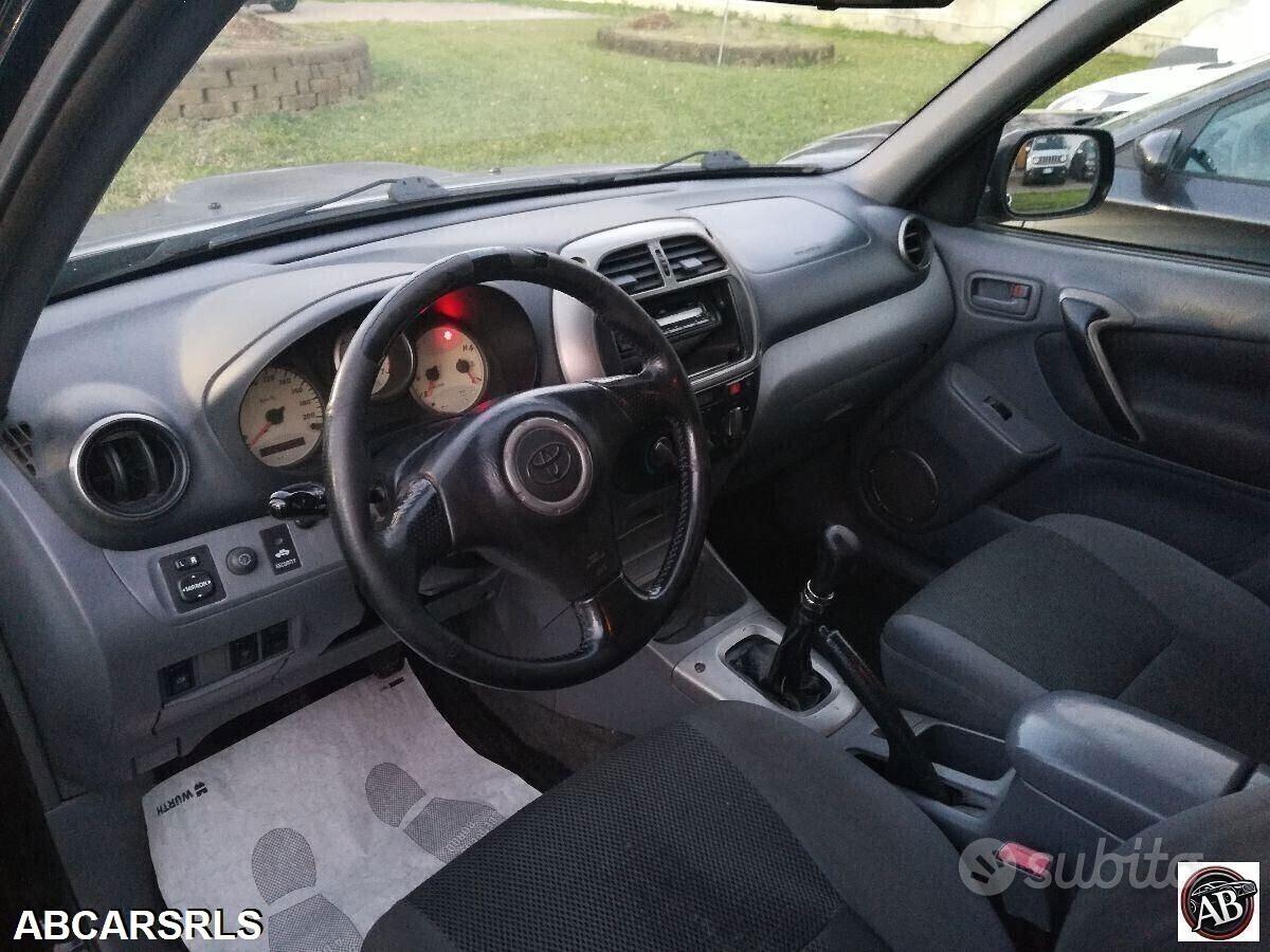 Toyota RAV 4 RAV4 2.0 Tdi D-4D cat 5 porte Sol