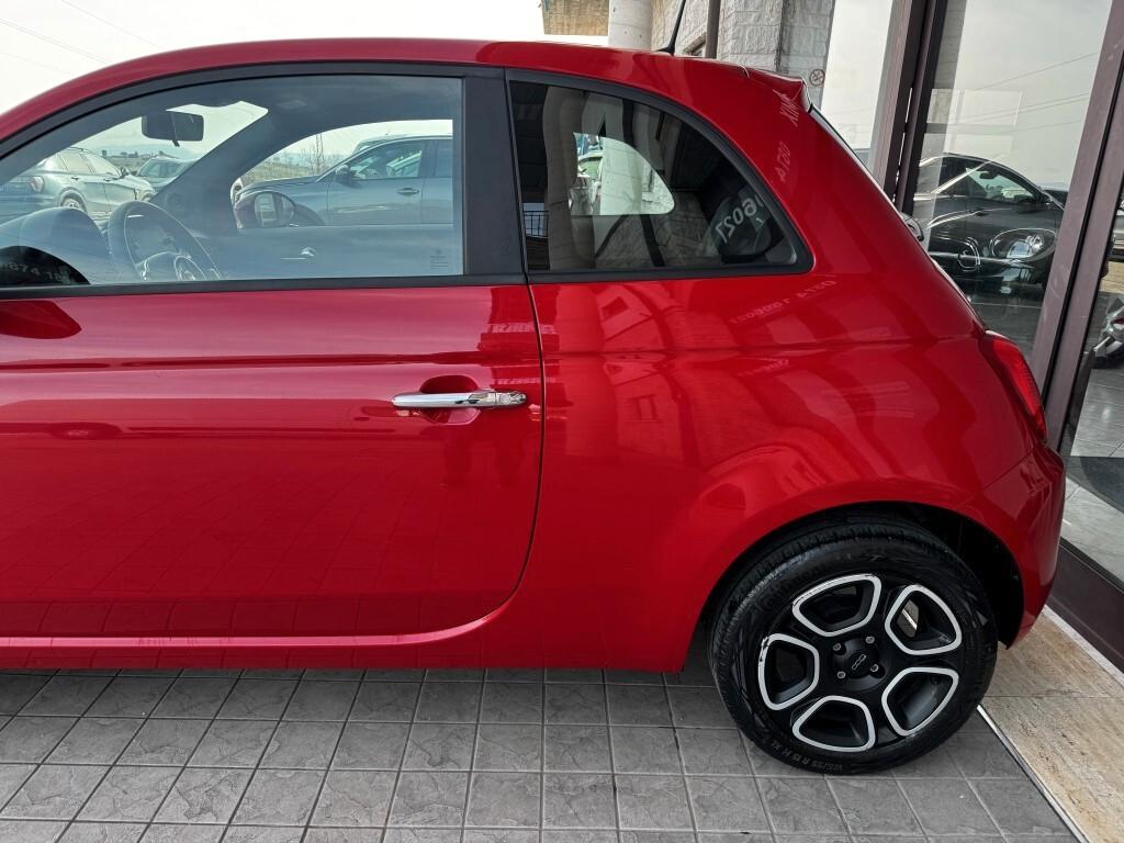Fiat 500 C 1.0 Hybrid Red