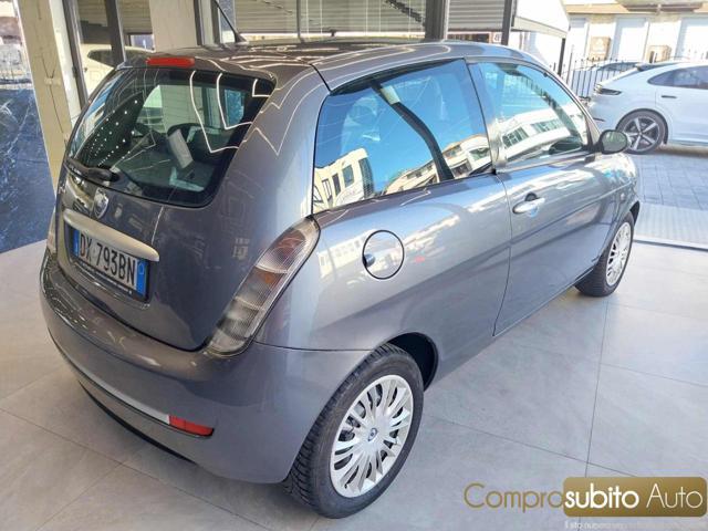 LANCIA Ypsilon 1.2 Oro ( Garanzia 12 mesi)