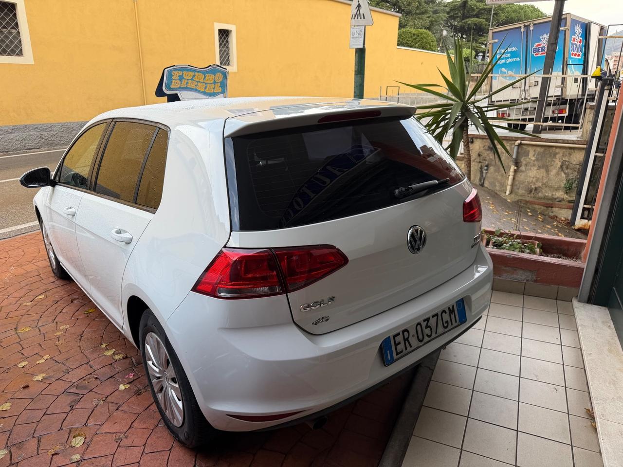 Volkswagen Golf 1.6 TDI 5p. Trendline BlueMotion Technology