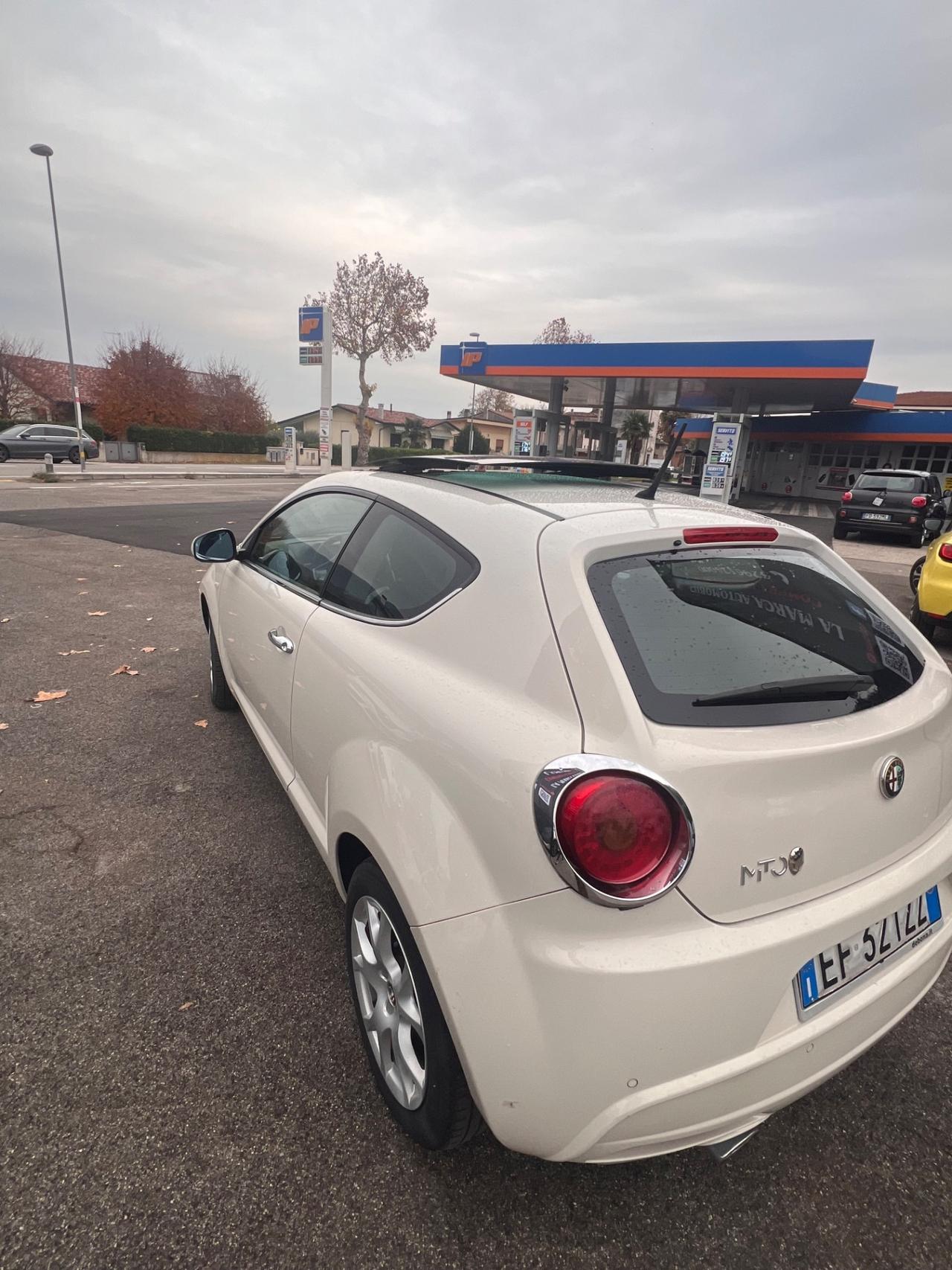 Alfa Romeo MiTo 1.4 T 120 CV GPL Distinctive Sport Pack