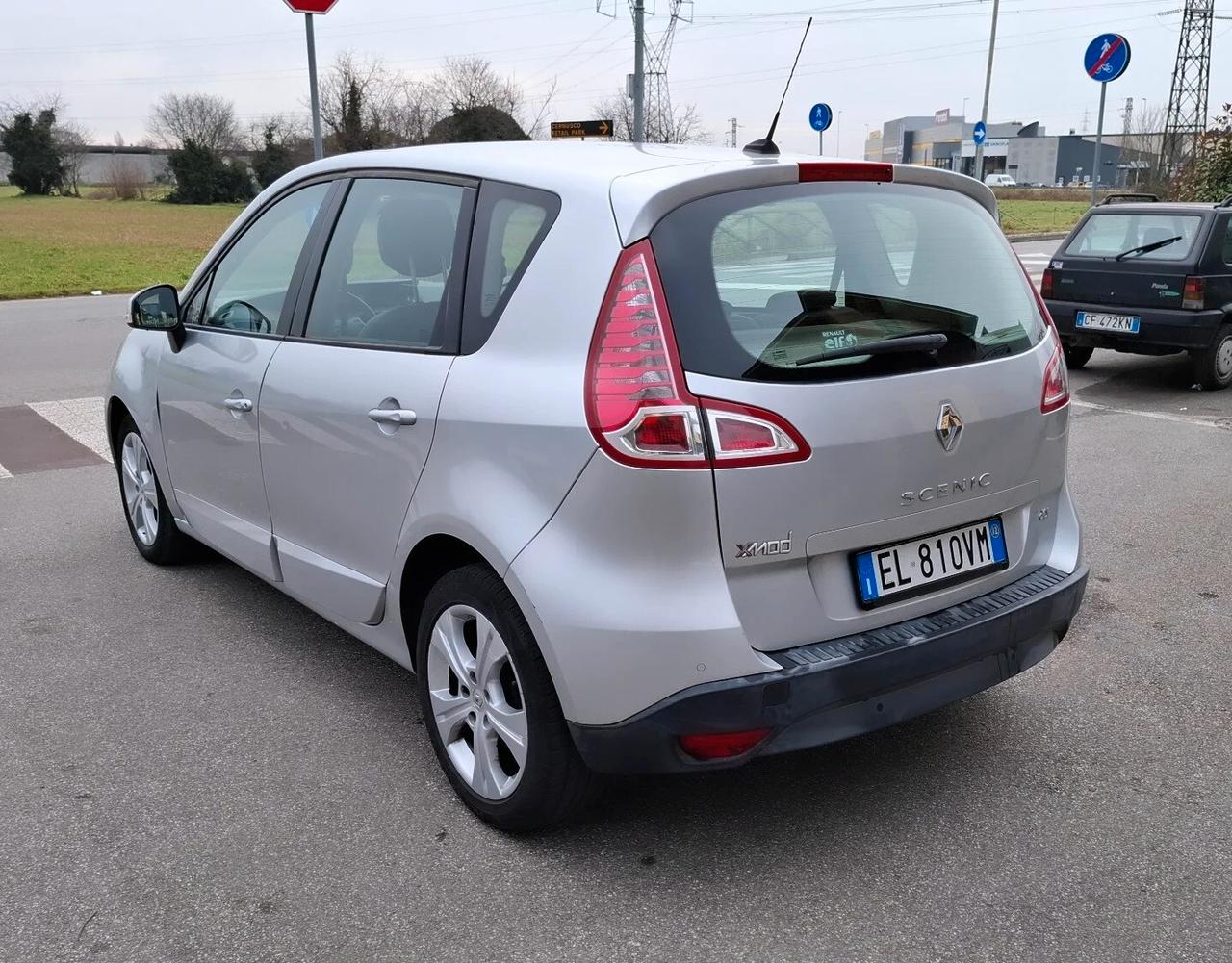 Renault Scenic Scénic X-Mod 1.5 dCi 110CV Luxe