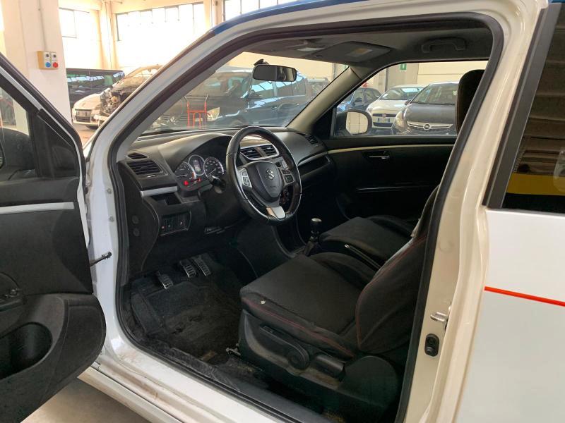 Suzuki Swift 3 Porte Swift 3p 1.6 vvt Sport E6