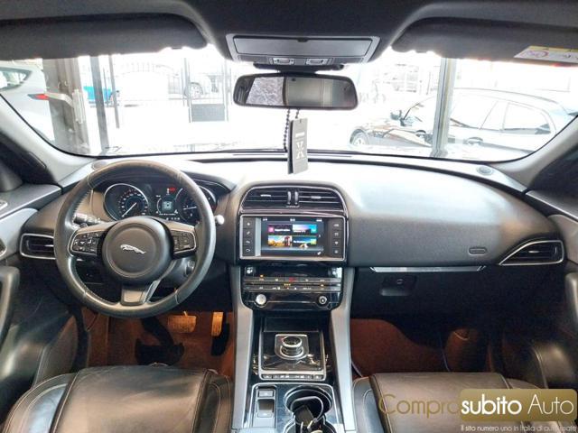 JAGUAR F-Pace 2.0 D 180 CV AWD aut. Portfolio
