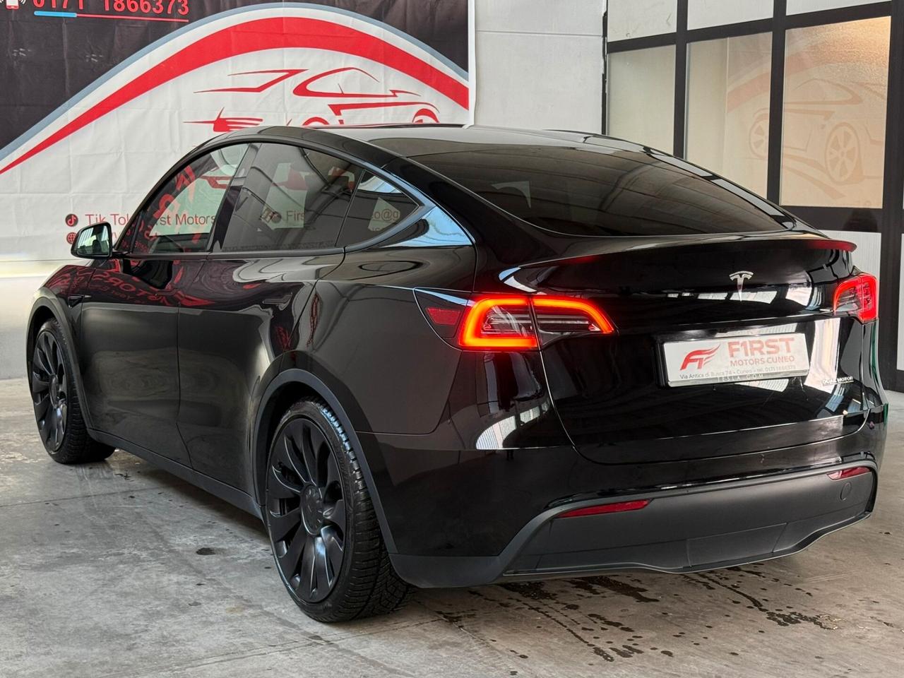 Tesla Model Y Performance AWD
