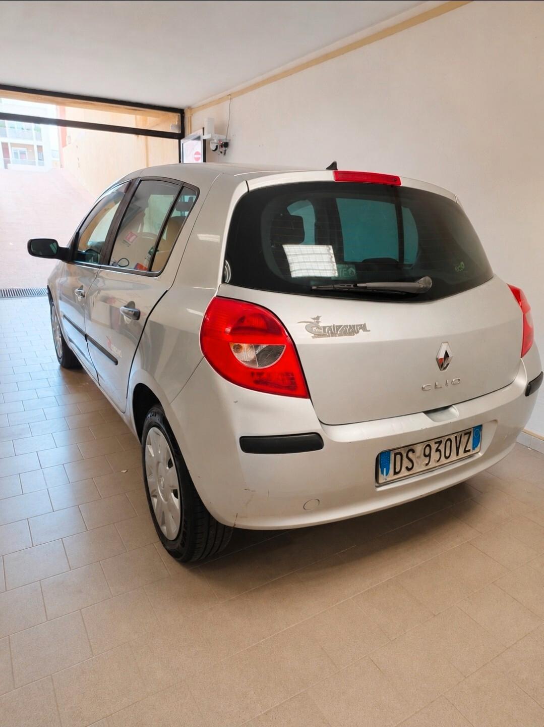 Renault Clio 1.5 dCi 85CV 5 porte Rip Curl