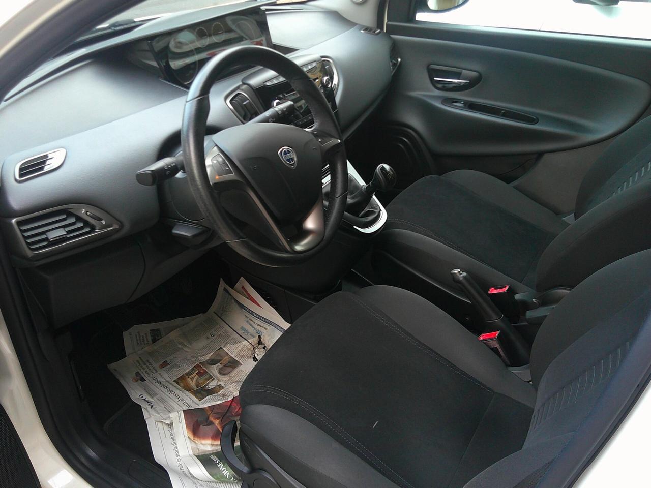 Lancia Ypsilon 1.3 MJT 16V 95 CV 5 porte S&S Gold