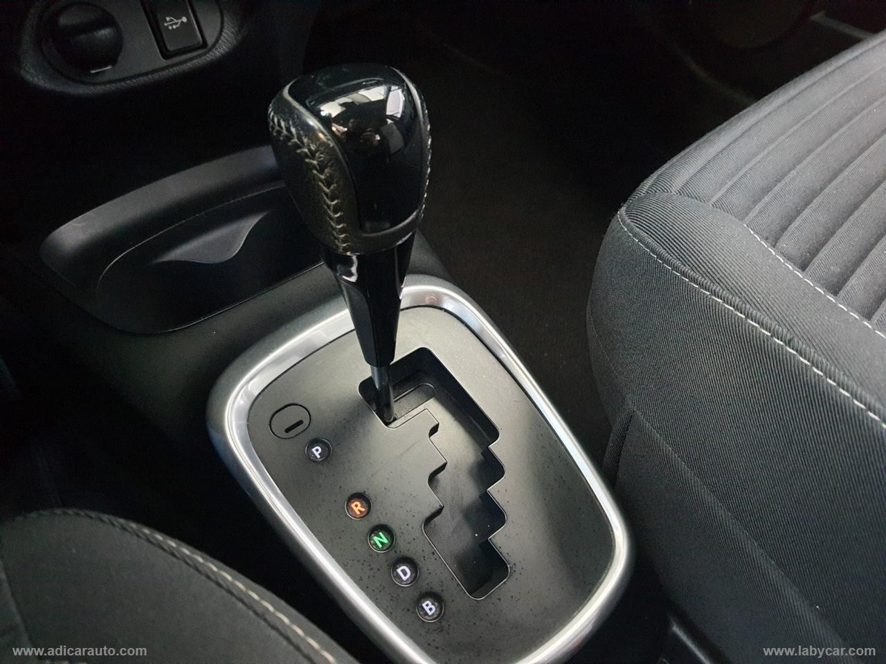 TOYOTA Yaris 1.5 Hybrid 5p.