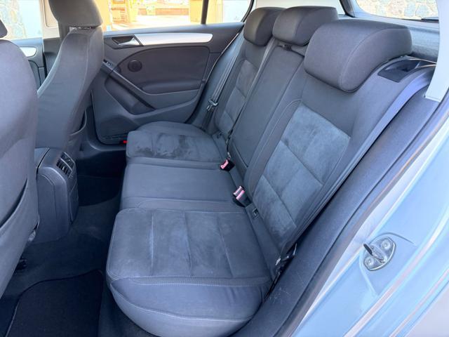 VOLKSWAGEN Golf 1.6 TDI HIGHLINE+NAVI+ALCANTARA+BIZONA