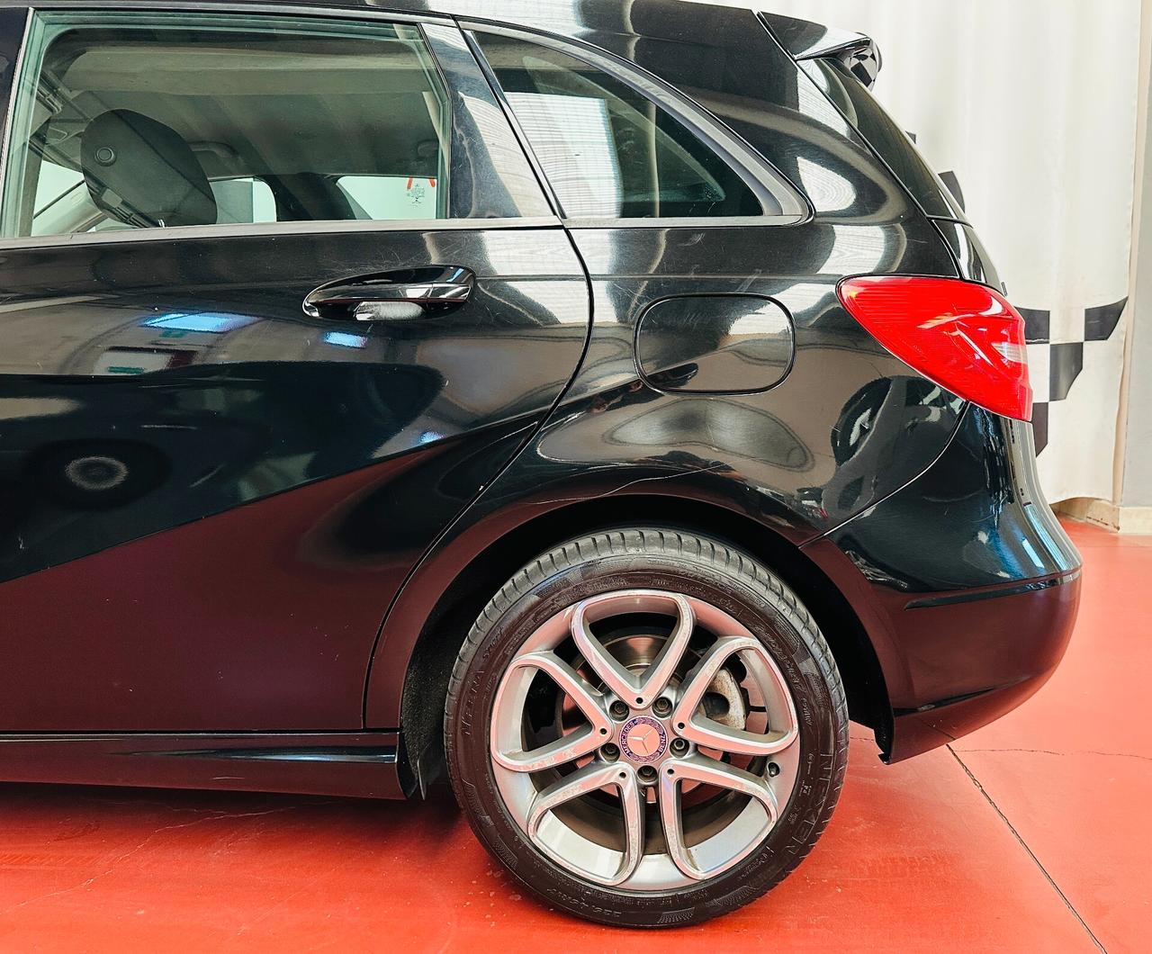 Mercedes-benz B 180 CDI Automatic Executive