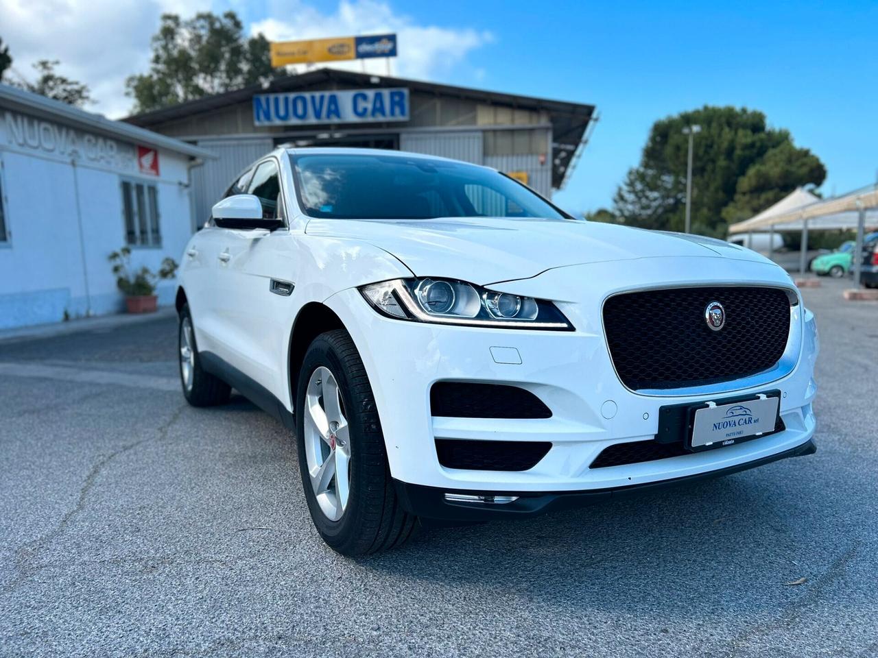 Jaguar F-Pace 2.0 D 180 CV Prestige
