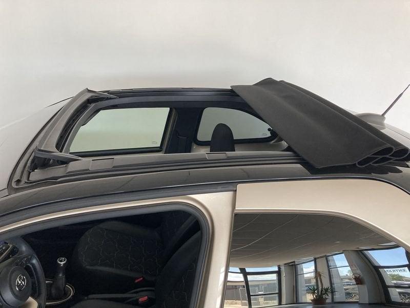 Toyota Aygo X 1.0B (72 CV) Lounge Air