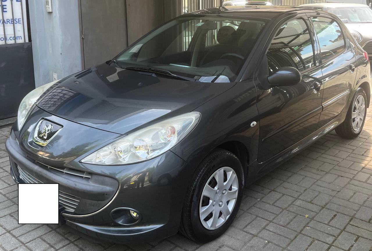 PEUGEOT 206 PLUS 1.1 TRENDY ECO BENZINA/GPL 5 PORTE - ANCHE PER NEOPATENTATI
