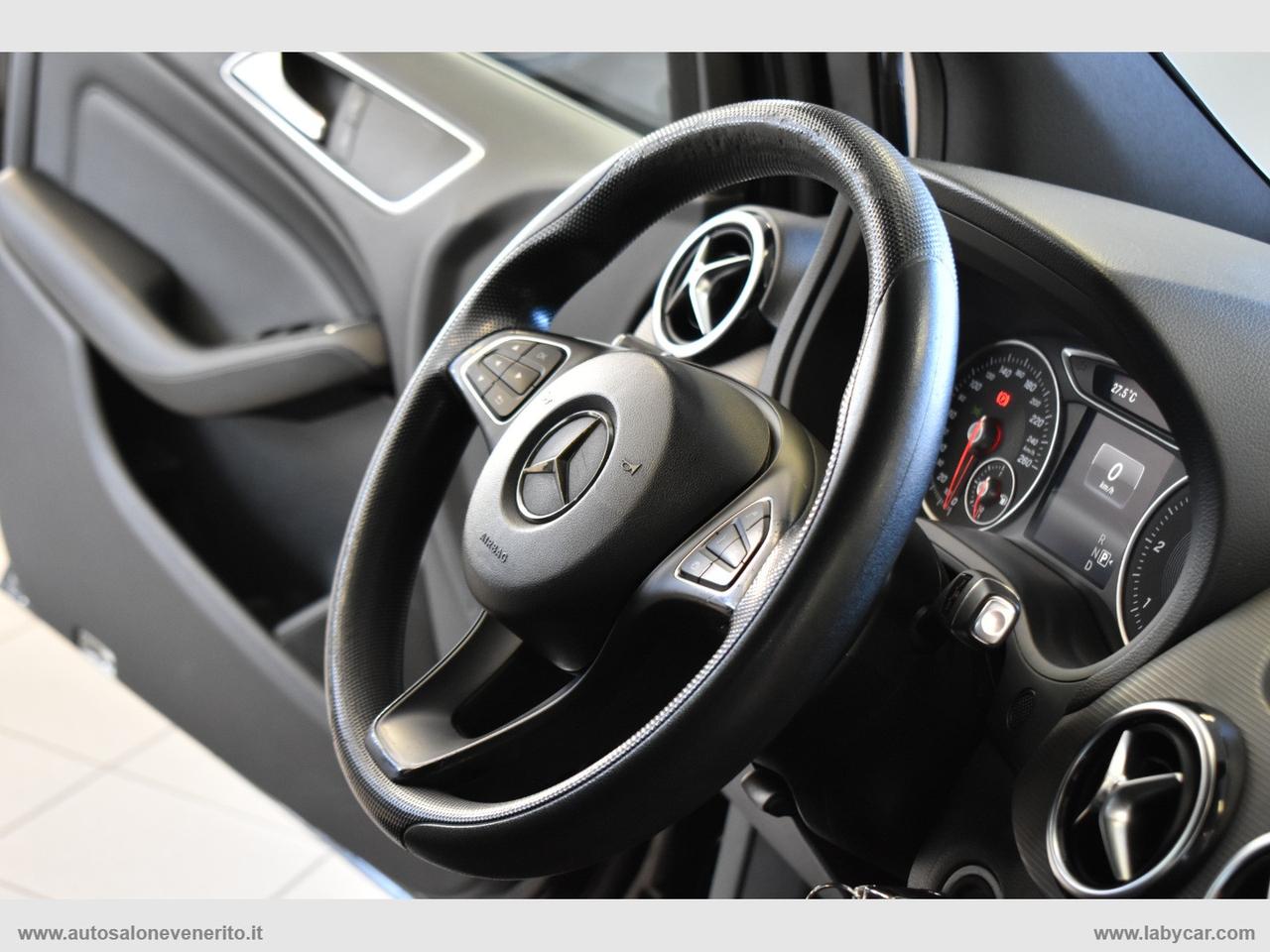 MERCEDES-BENZ B 180 d Automatic Premium