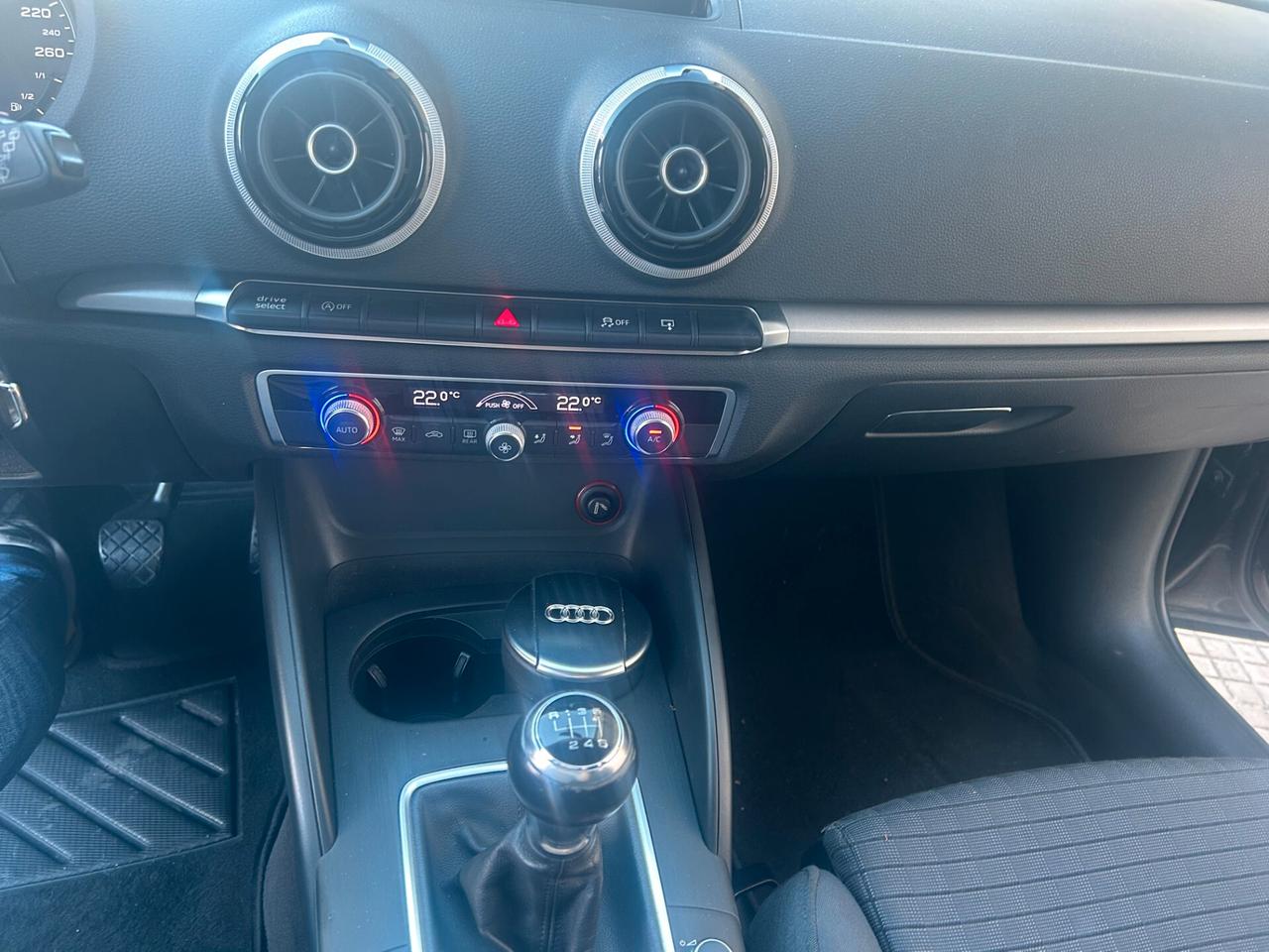 Audi A3 Cabrio 1.6 TDI clean diesel Ambiente
