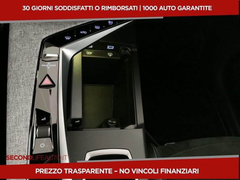 Peugeot 3008 1.2 hybrid GT 145cv e-dcs6