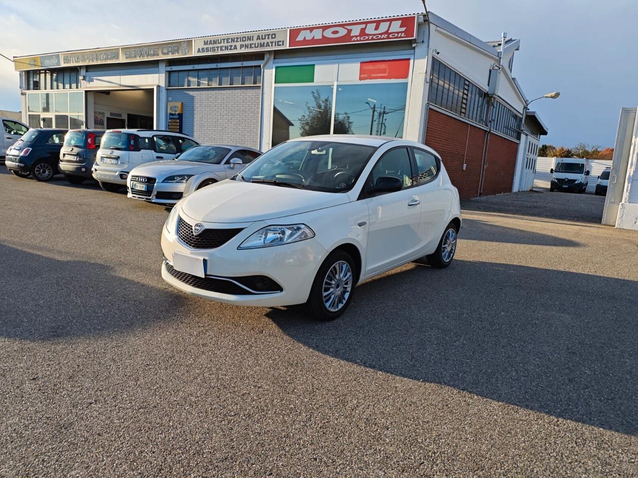 Lancia Ypsilon 1.3 MJT 16V 95 CV 5 porte S&S Gold