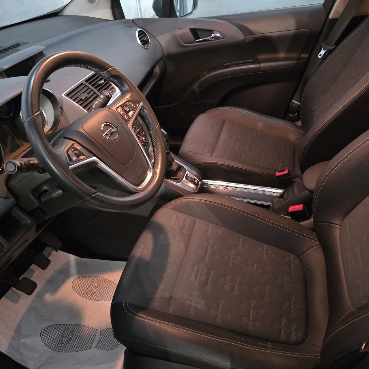 Opel Meriva 1.4 BENZINA NEOPATENTATI