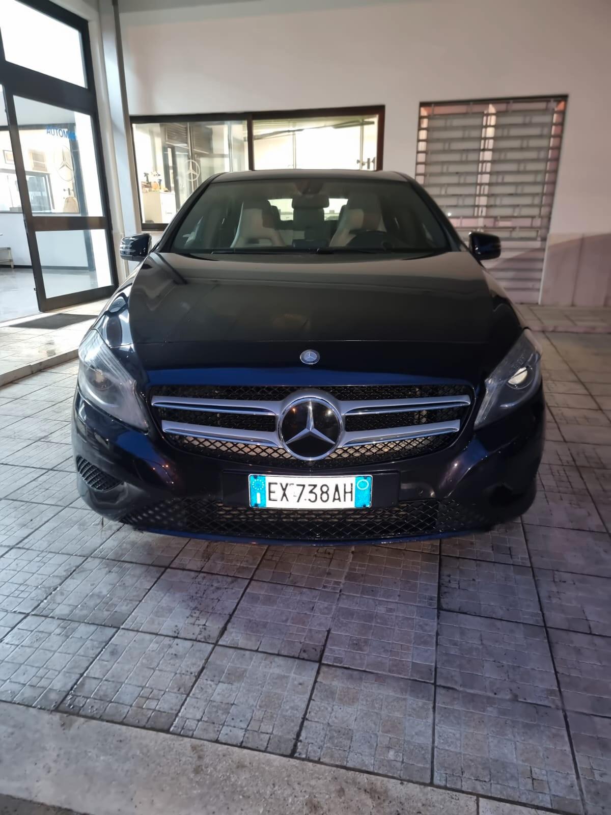 Mercedes-benz A 200 CDI Premium