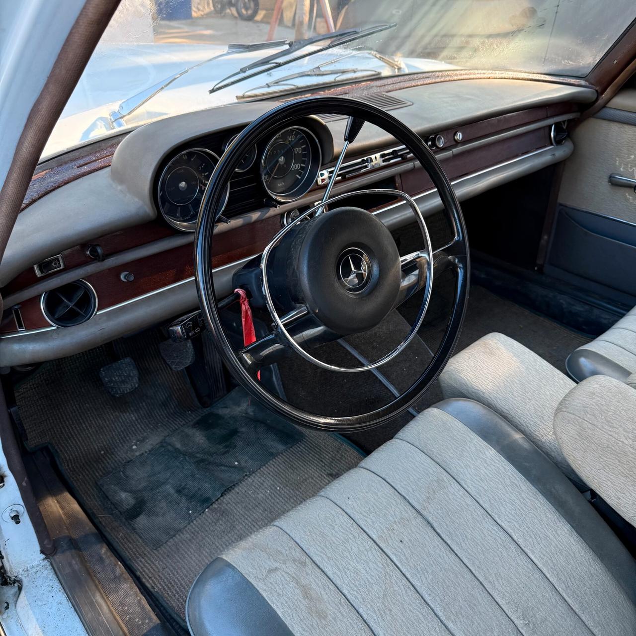 Mercedes-benz S 250 w108