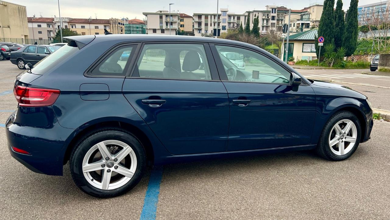 Audi A3 SPB 30 TDI Sport Acc.Permute