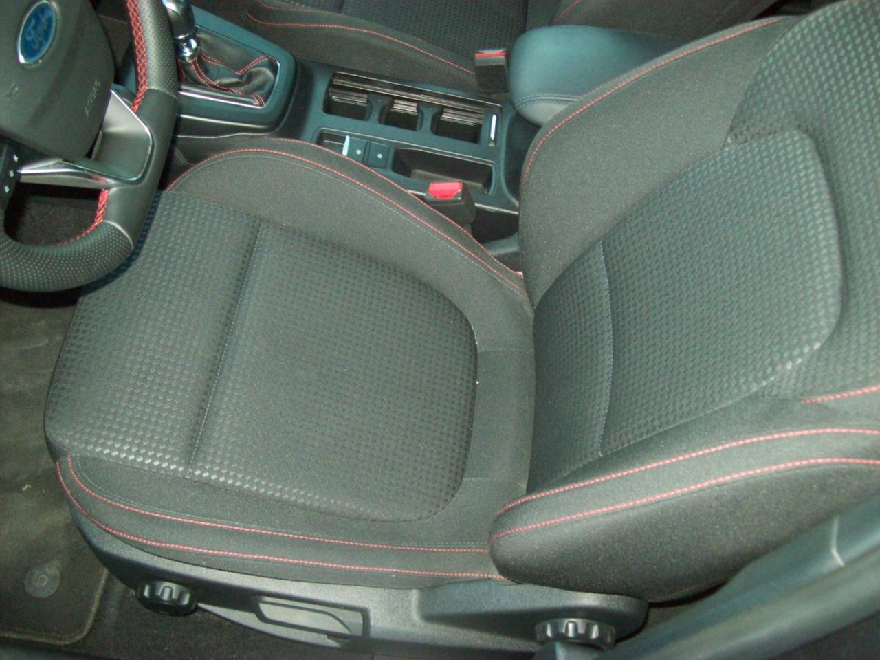 Ford Focus 1.0 EcoBoost Hybrid 125 CV 5p. ST-Line X